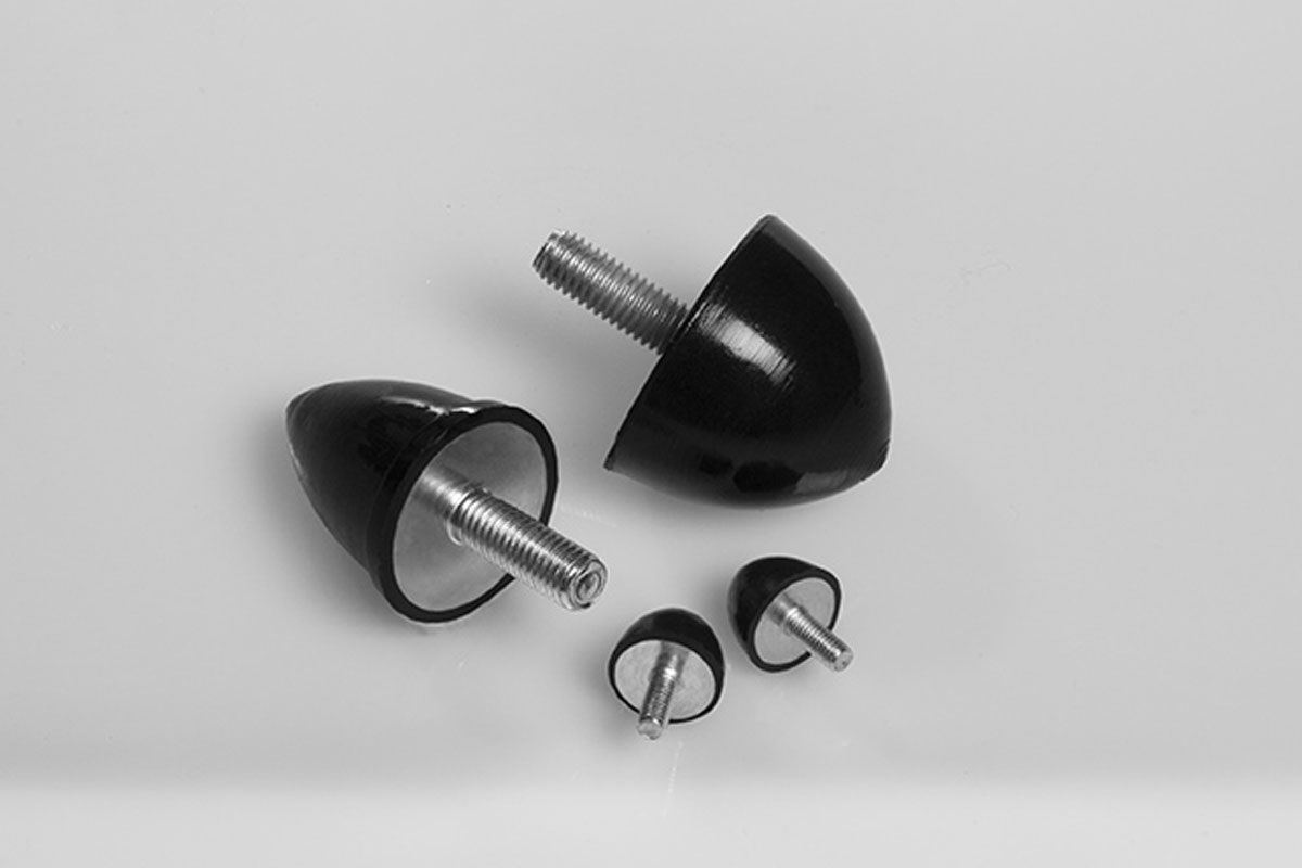 Paracolpi, fine corsa, piedini di appoggio e limitatori in gomma